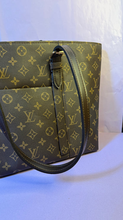 Louis Vuitton Monogram Tote Bag